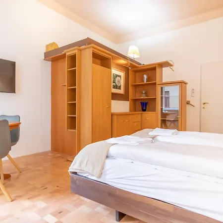 Peaceful Getaway 2br With Shared Spaces * Vienna