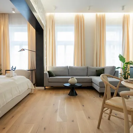 Apartment Brand-new 2-room With A King Size Bed *