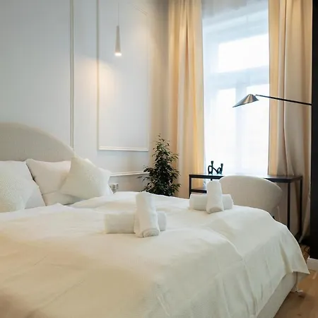 Apartment Brand-new 2-room With A King Size Bed