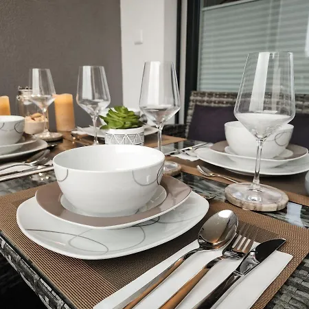 - Modern New Apartment, Old Danube *