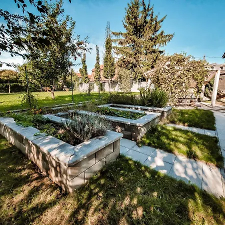 - Modern New Apartment, Old Danube Vienna
