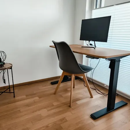 - Modern New Apartment, Old Danube