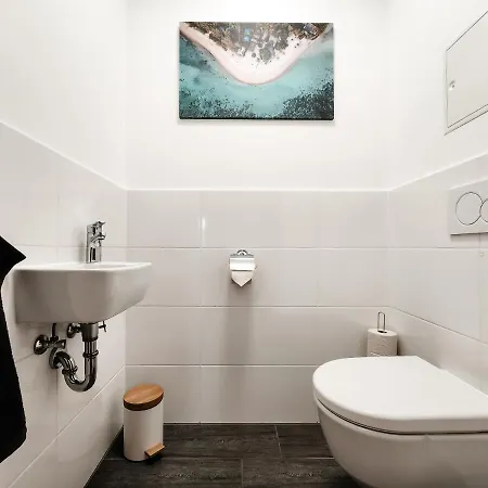 Apartment - Modern New Apartment, Old Danube Vienna