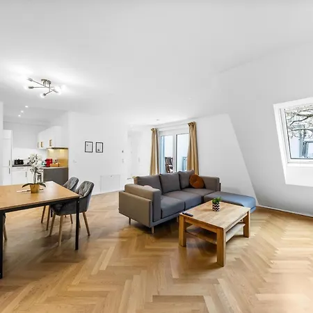 Apartment Chic Residences #13 * Brand New * *
