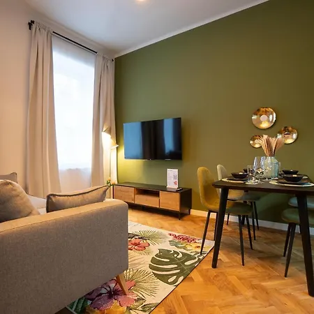 Brand New 2-room Apartment *