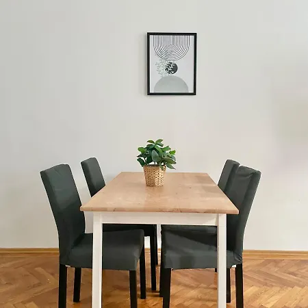 Calm & Sunny Apartment *