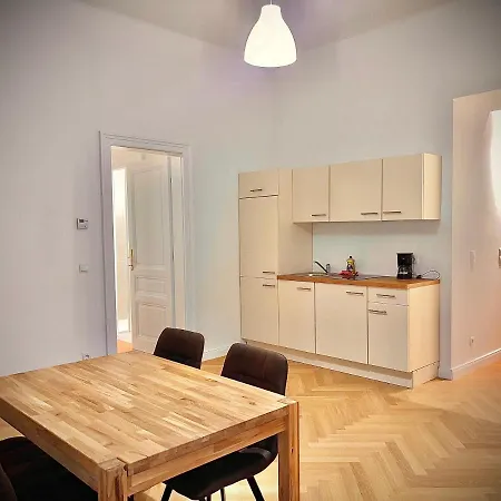 Wiedner Apartment Vienna