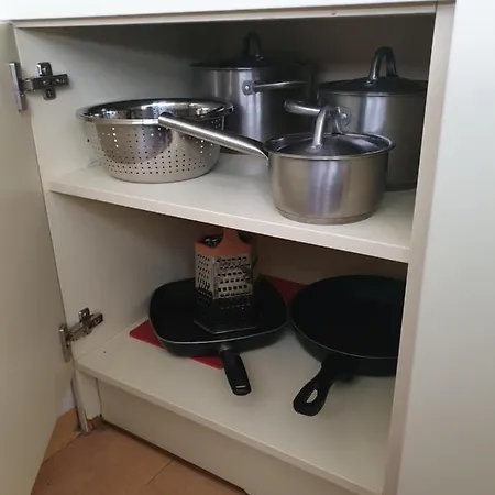Apartment Cozy Bright Penthouse Close To U1 And U6 Metros