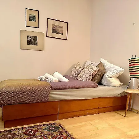 Apartment Central Near Rathausplatz *