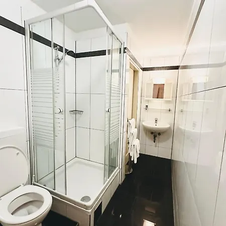 Liechtenstein Panzió 3*