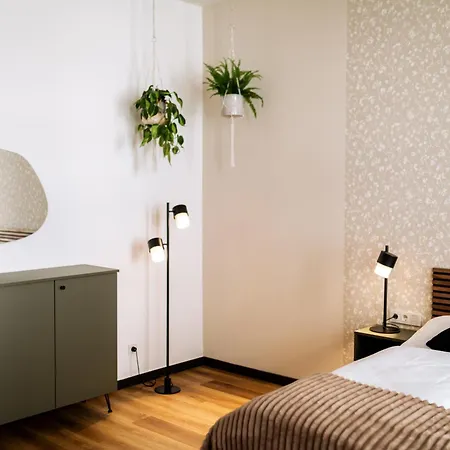 Urban Jungle Aparthotel Vienna