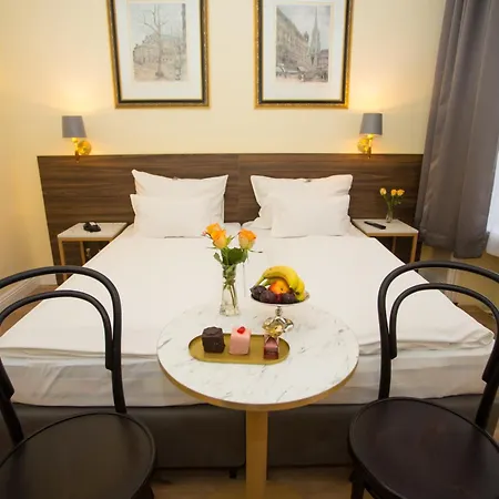 Stephansplatz I Self Check In 4* Wien