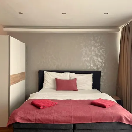 Aurellia Serviced Apartments Apartment