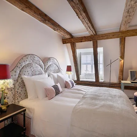 The Leo Grand Hotel 5*