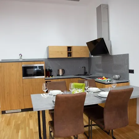Am-residence No 12 *