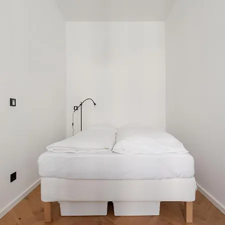 Apartment Modern Wohnen Im Renovierten Stil-altbau