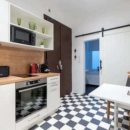 Practical 1br Flat By Center By Hm Apartmán Vídeň