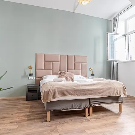 Kingbed 1br With Ensuite Washer & Smart Tv *