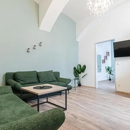 Kingbed 1br With Ensuite Washer & Smart Tv