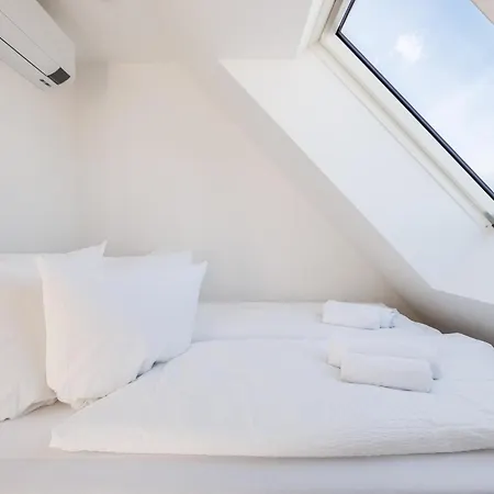 Symphony 38 - Modern Loft With Terrace And Grill In Location *