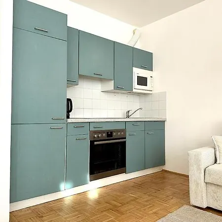 Apartment Chic - Quiet Area - Next To Hospital *