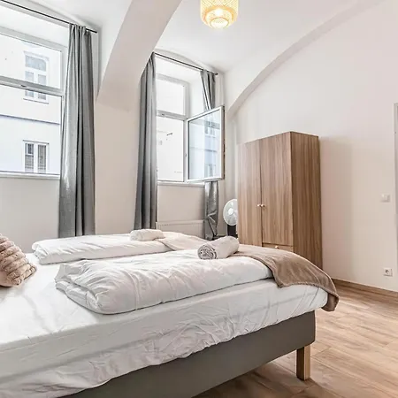 Kingbed 1br With Ensuite Washer & Smart Tv *