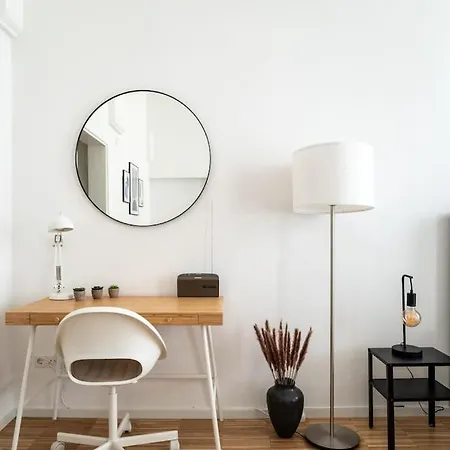 Apartamento Neat Steps To Center By Hm *