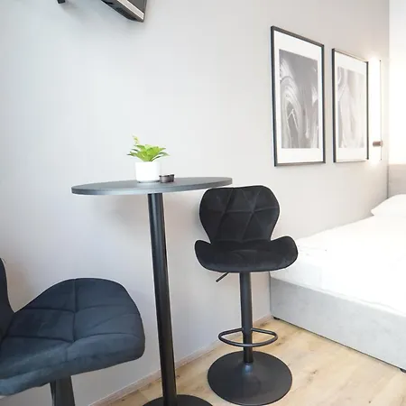 Stylisch, Neu Und Modern - Zwischen Schoenbrunn Und Dem Zentrum *