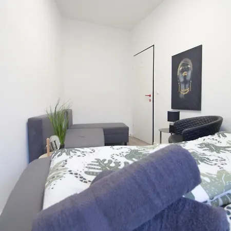 Homestay Zx Triple In Meidling