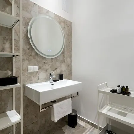 Artful 1br Suite, Nearby By Hm