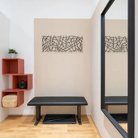 Artful 1br Suite, Nearby By Hm *