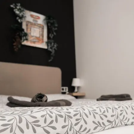 Wl #16h Apartment *
