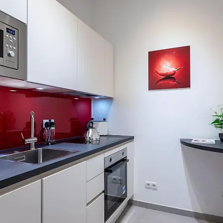 1br Oasis With Easy Access By Hm Apartment