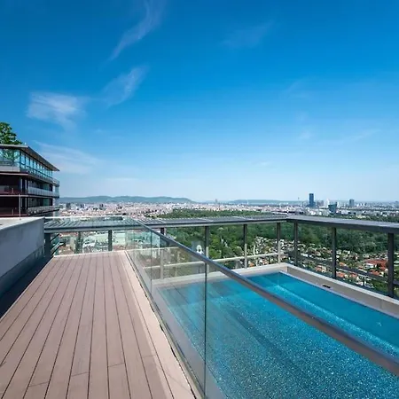 Hm • Modern 1br Vista At Danube *