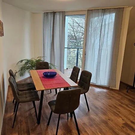 Rooftop 'chestnut Tree' 23 Apartment