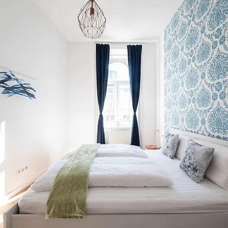 Spacious 2br By Metro And Center By Hm * Vienna