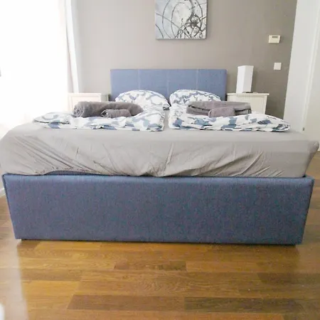 W - Brigittenau Area Mm15 Apartment