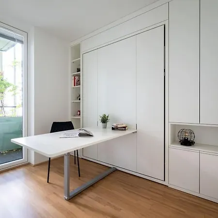 Hm • New Studio By Wu & Messe * Wien