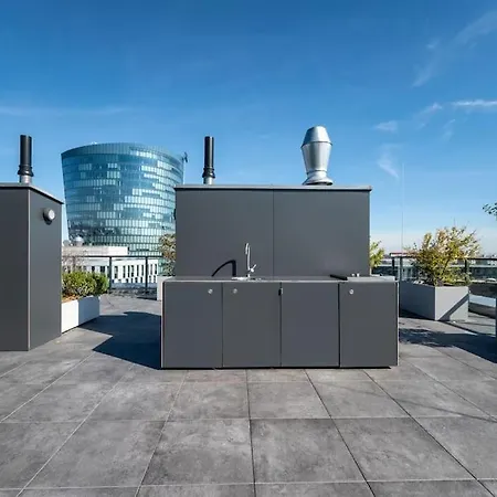 Smart With Terrace By Hm * Viena