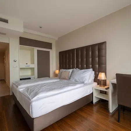Apartment Pakat Residences *