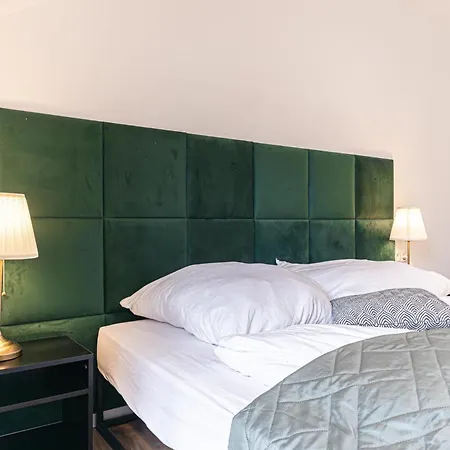 Convenient 2br Apt. Near U6 Station Am Schoepfwerk Apartment Vienna