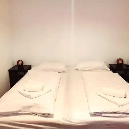 Floridsdorfer - Free Highspeed-internet Apartamento