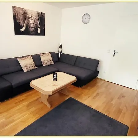 Sunshine Apartment *