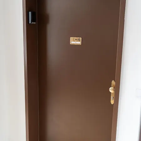 1150 公寓 *