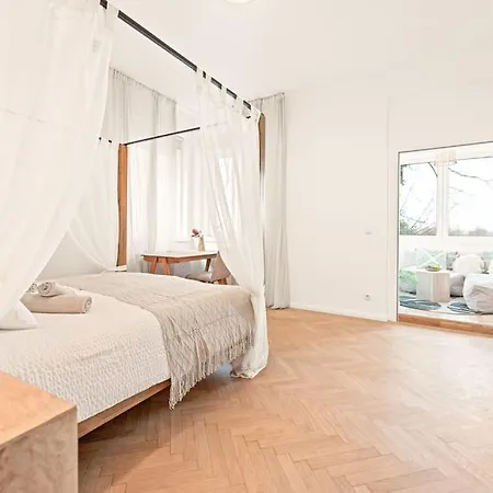 Apartment Cozy In Quiet Location, Fast Train Station 100m Away, Contactless Check-in Vienna