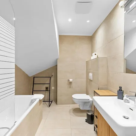 Apartment Chic Residences #presidential #brand New#