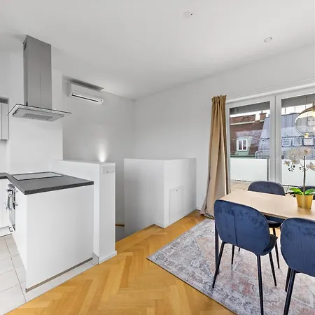 Chic Residences #master #brand New# Vienna