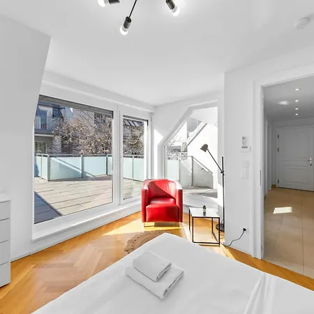 Chic Residences #master #brand New# * Vienna
