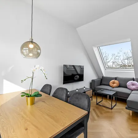 Apartment Chic Residences #master #brand New# Vienna