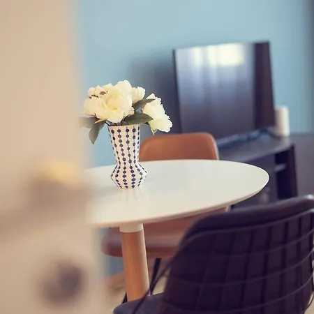 Cosy 1-br In *